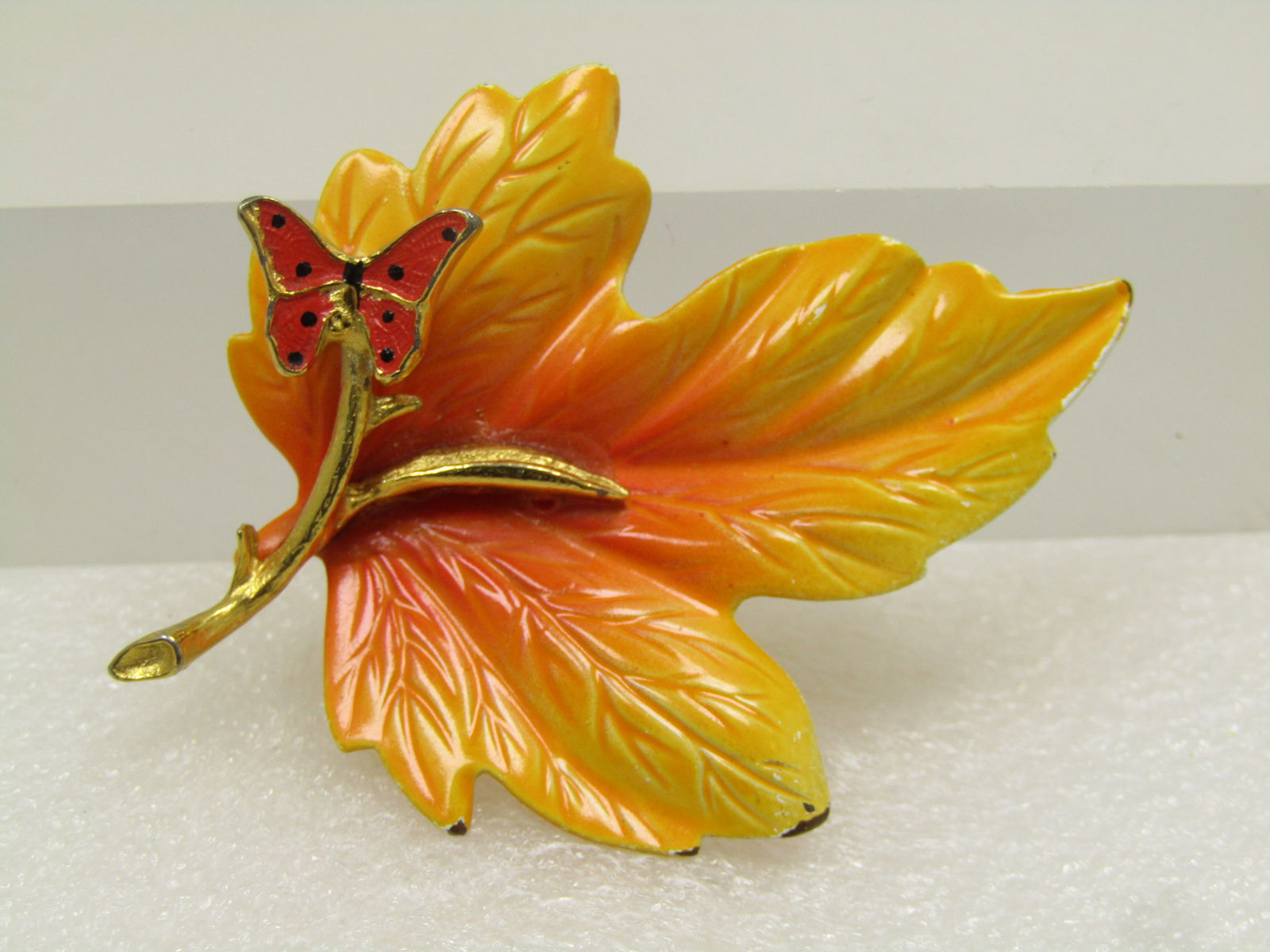 Vintage Enameled Maple Leaf & Butterfly Brooch, 1960's - 2
