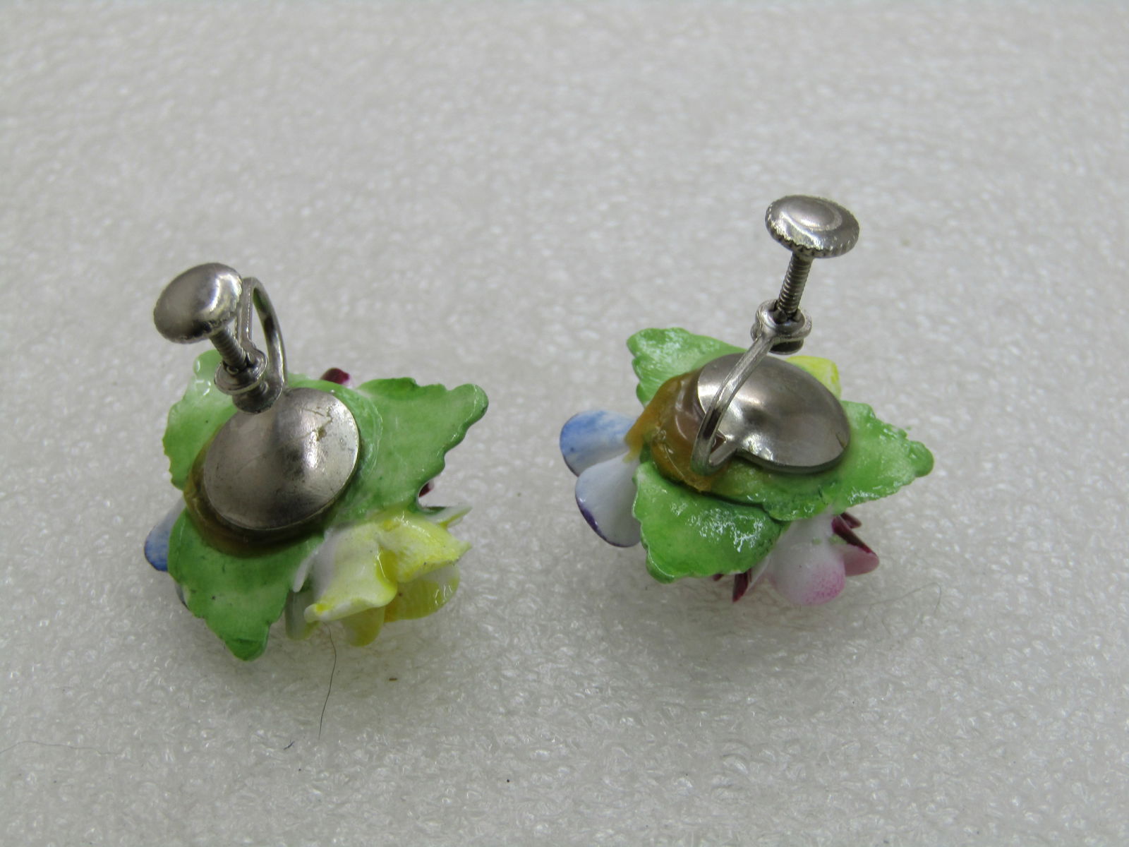 Vintage Porcelain Floral Earrings, Screw Back, 1970's - 7