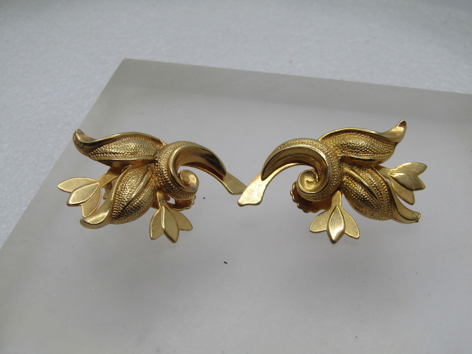 Vintage Tulip Clip Earrings, 1950's-1960's - 5