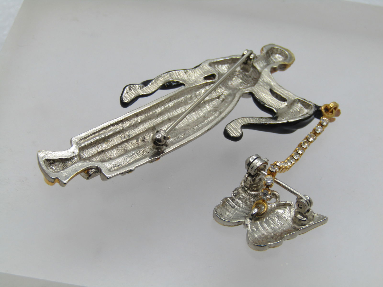 Vintage Erte Opera Lady Butterfly Lady Brooch, Franklin Mint 1990. - 5