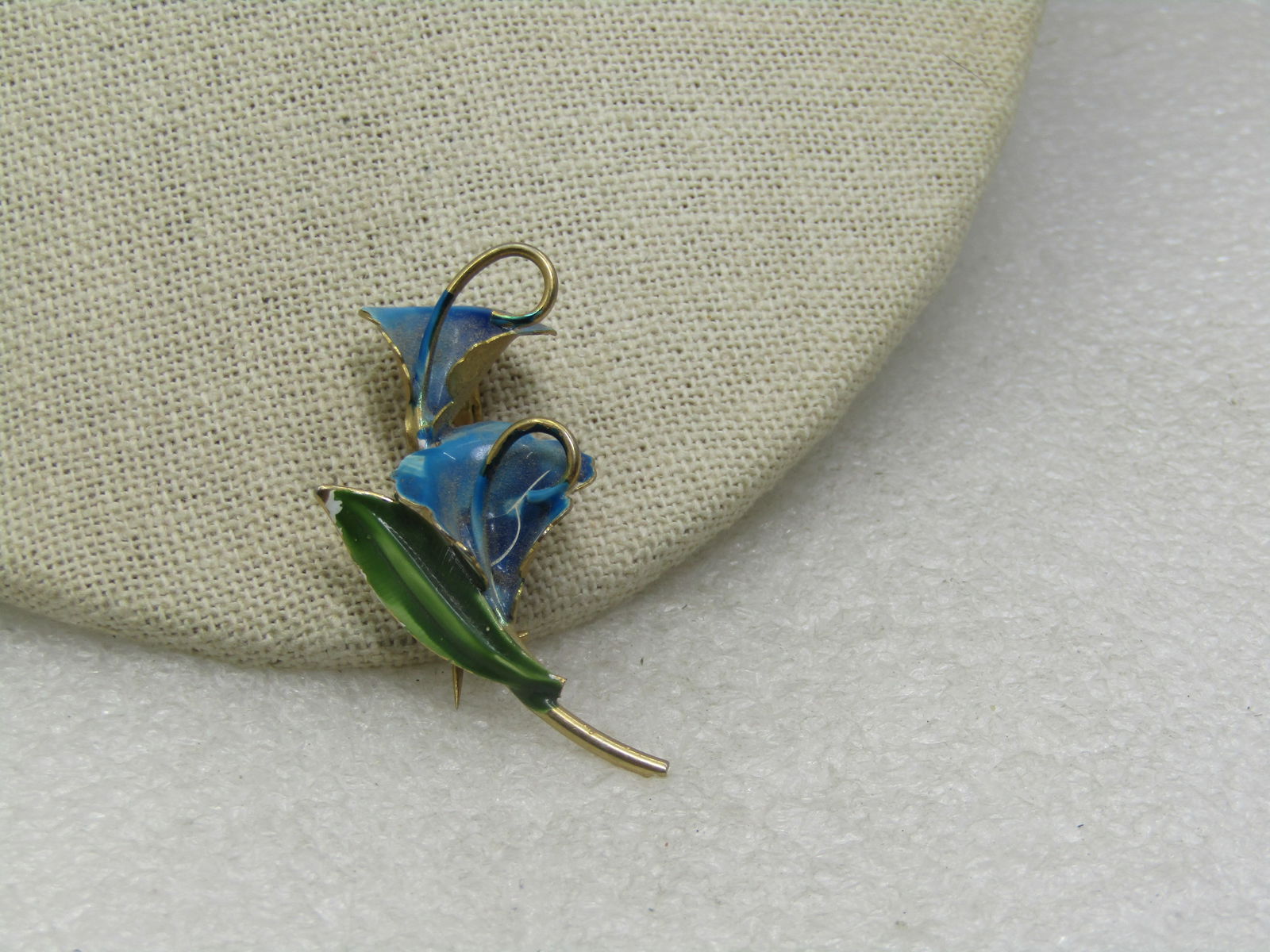 Vintage Enameled Blue Floral Brooch, 1940's-1960's - 2