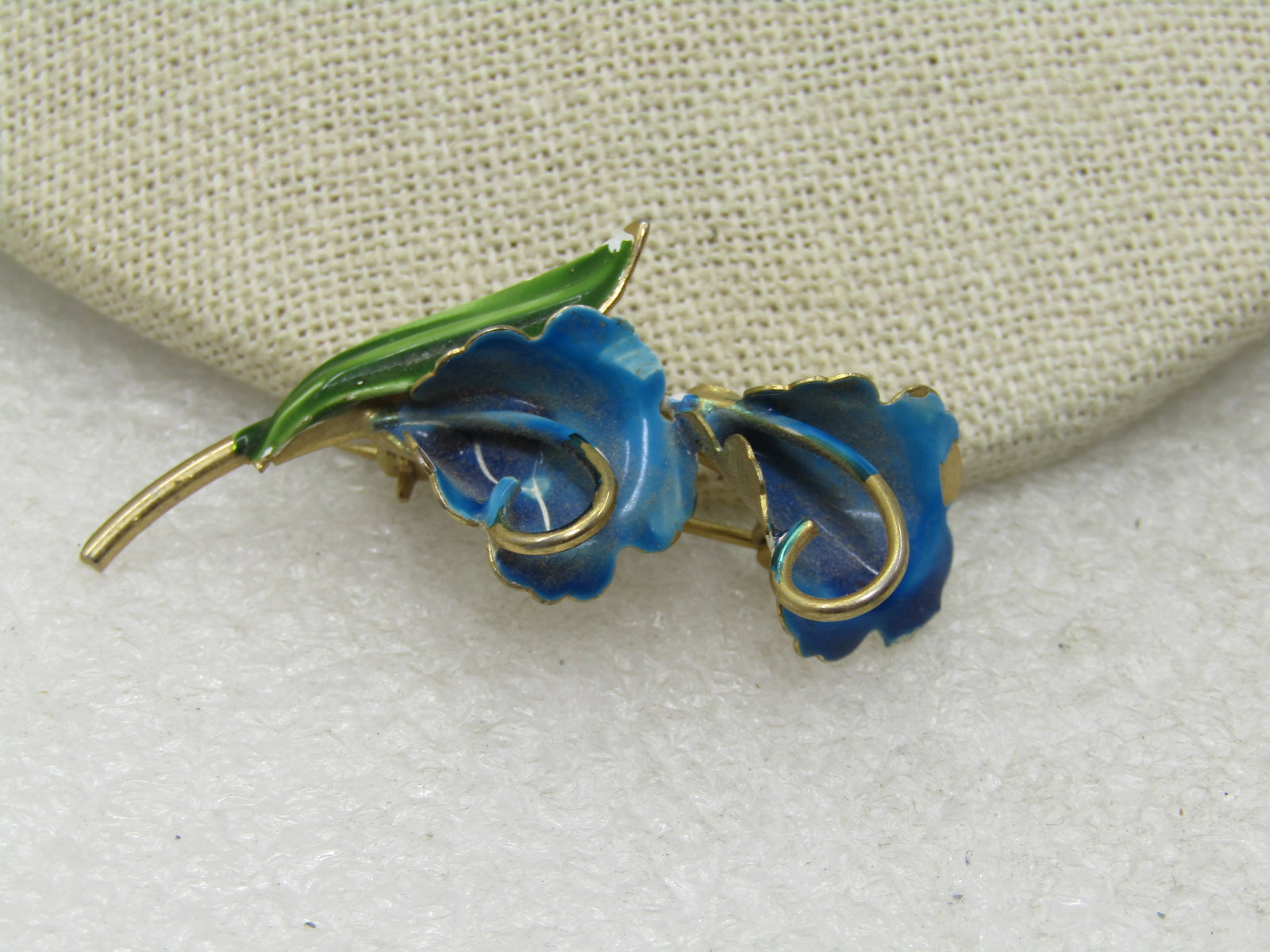 Vintage Enameled Blue Floral Brooch, 1940's-1960's - 5