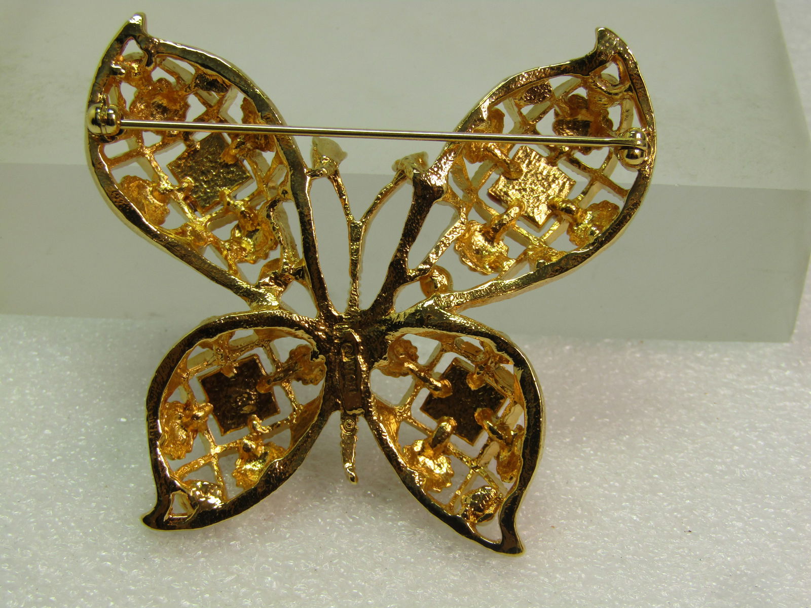 Vintage Avon Enameled Butterfly Brooch - Rhinestones/Faux Pearls, 1980's - 4