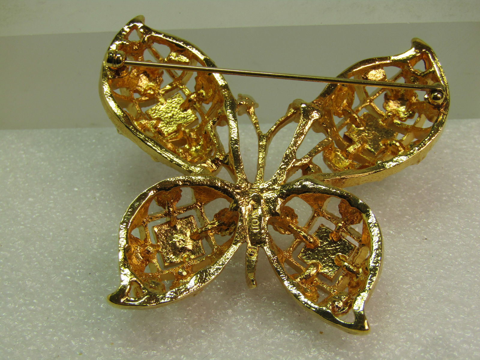 Vintage Avon Enameled Butterfly Brooch - Rhinestones/Faux Pearls, 1980's - 5
