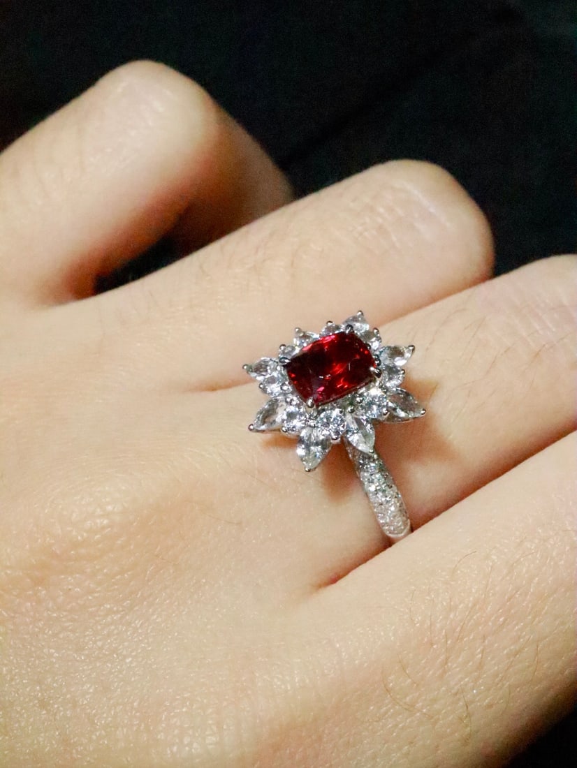 18K Gold Spinel Ring - 6