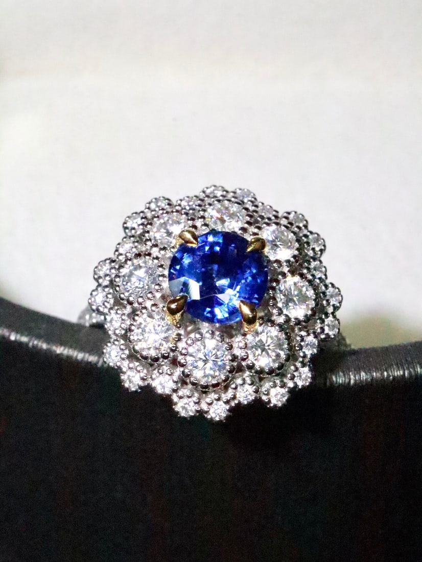 18K Gold Sapphire Ring - 4