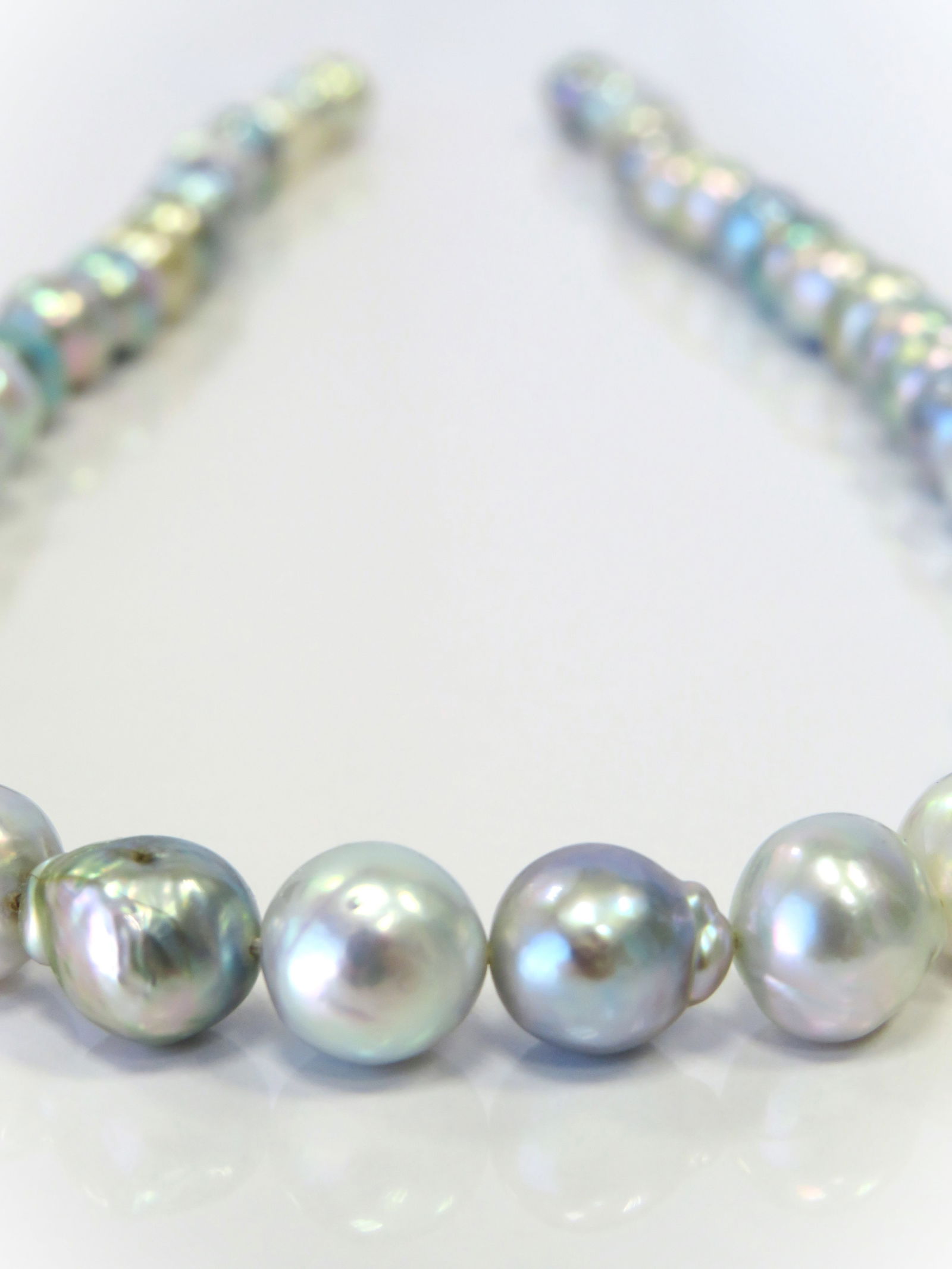 8-9mm Round/Near-Round Multi-Color Blue/White/Golden Akoya Pearl Necklace Strand - 2