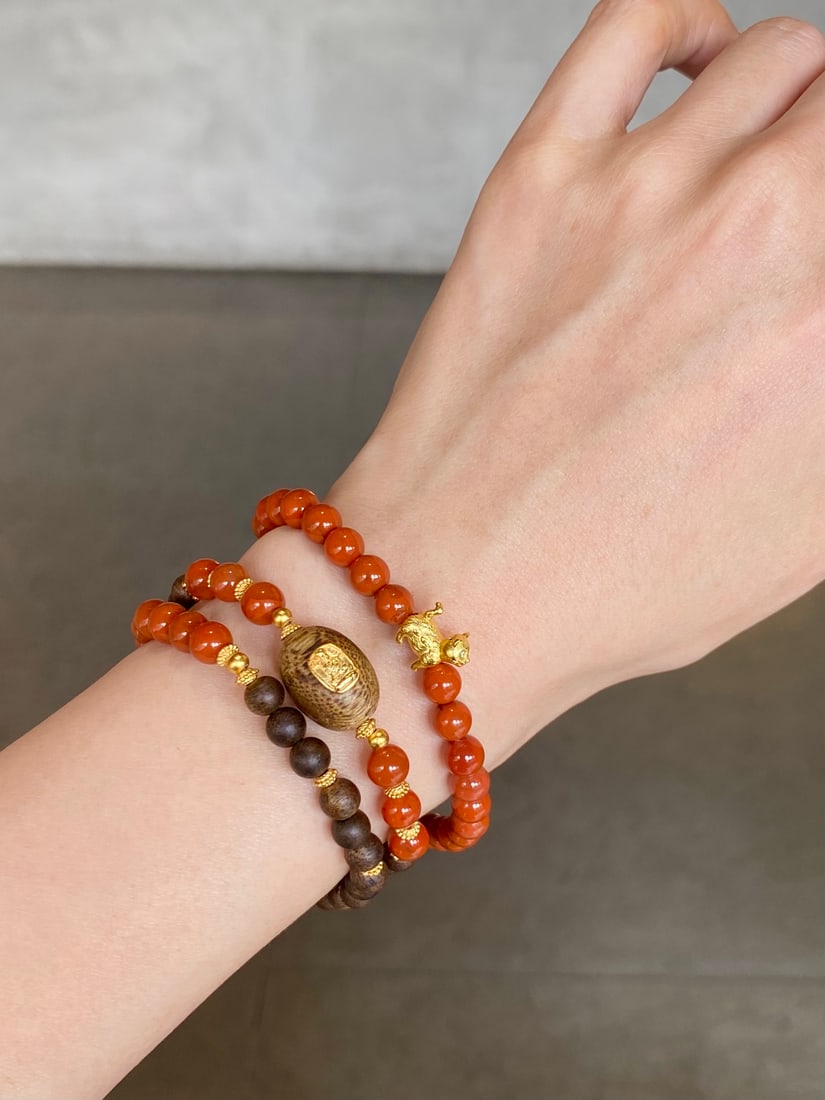 Southern Red Agate Bracelet - 8