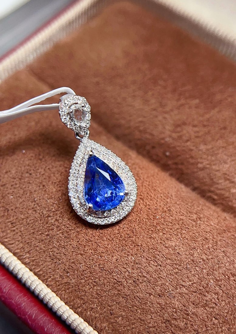 18K Gold Sapphire Pendant - 2