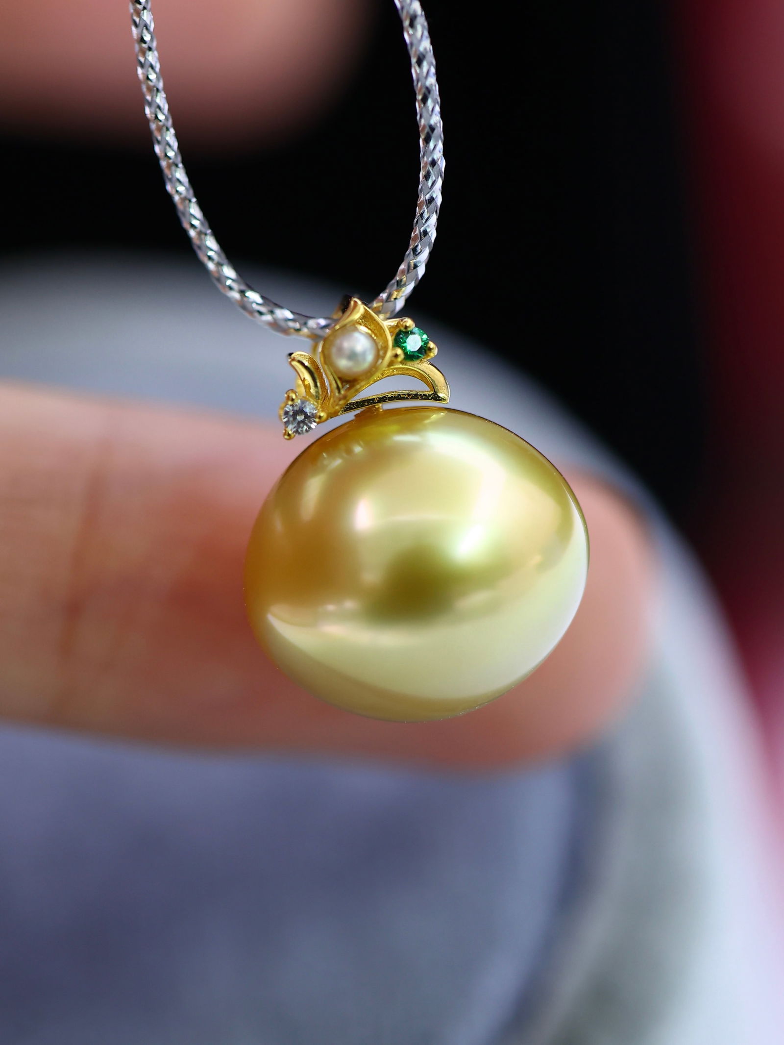 18K Gold Jade Bead Pendant - 2