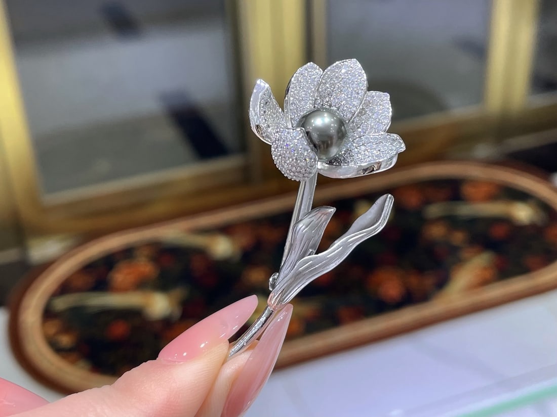 Tahitian Pearl Brooch - 3