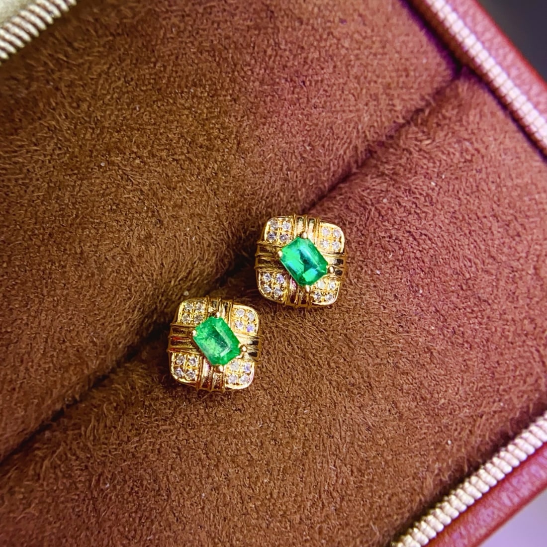 18K Gold Emerald Earrings - 2