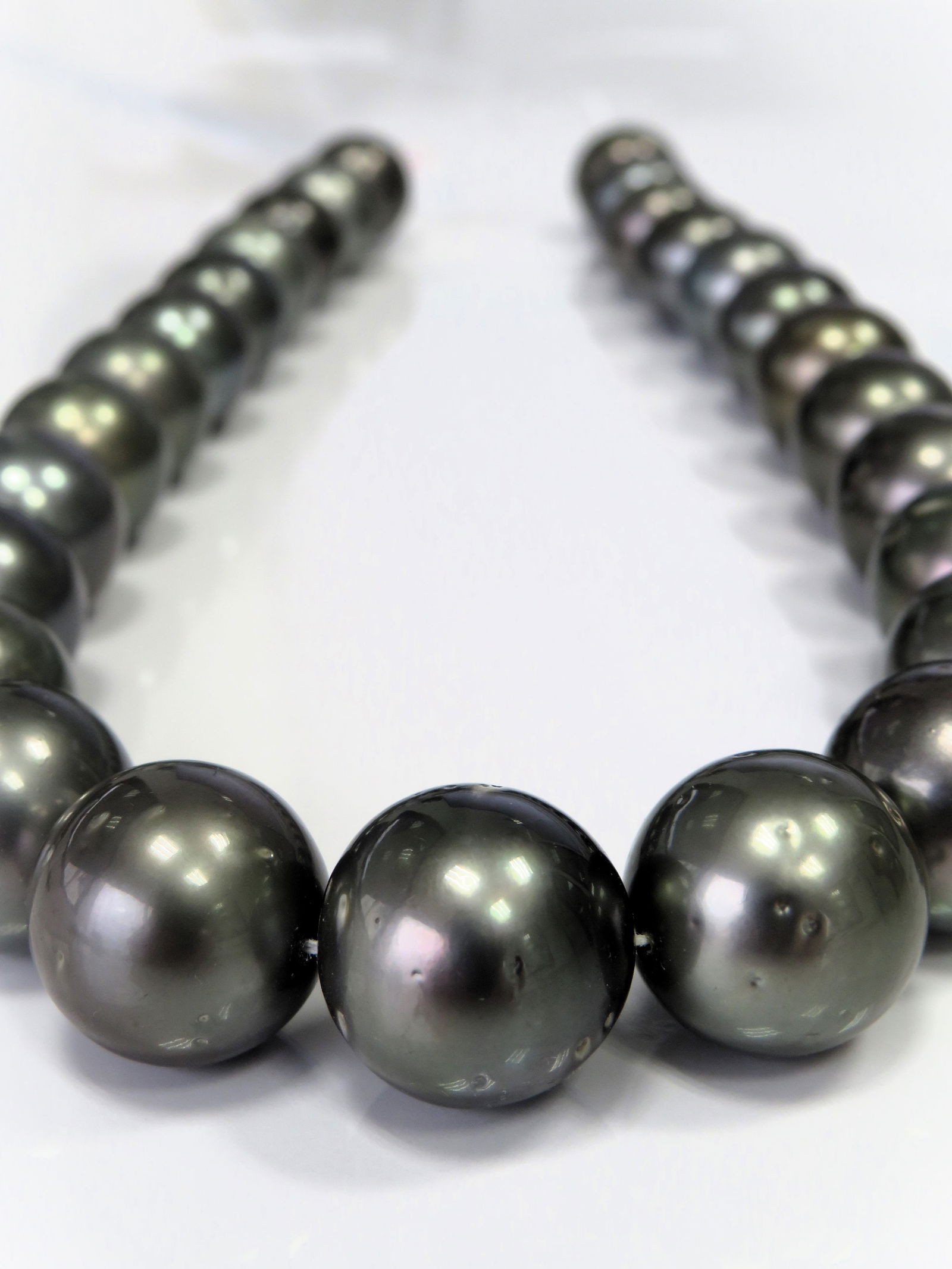 15-17mm Round Dark Tahitian Pearl Necklace Strand - 2
