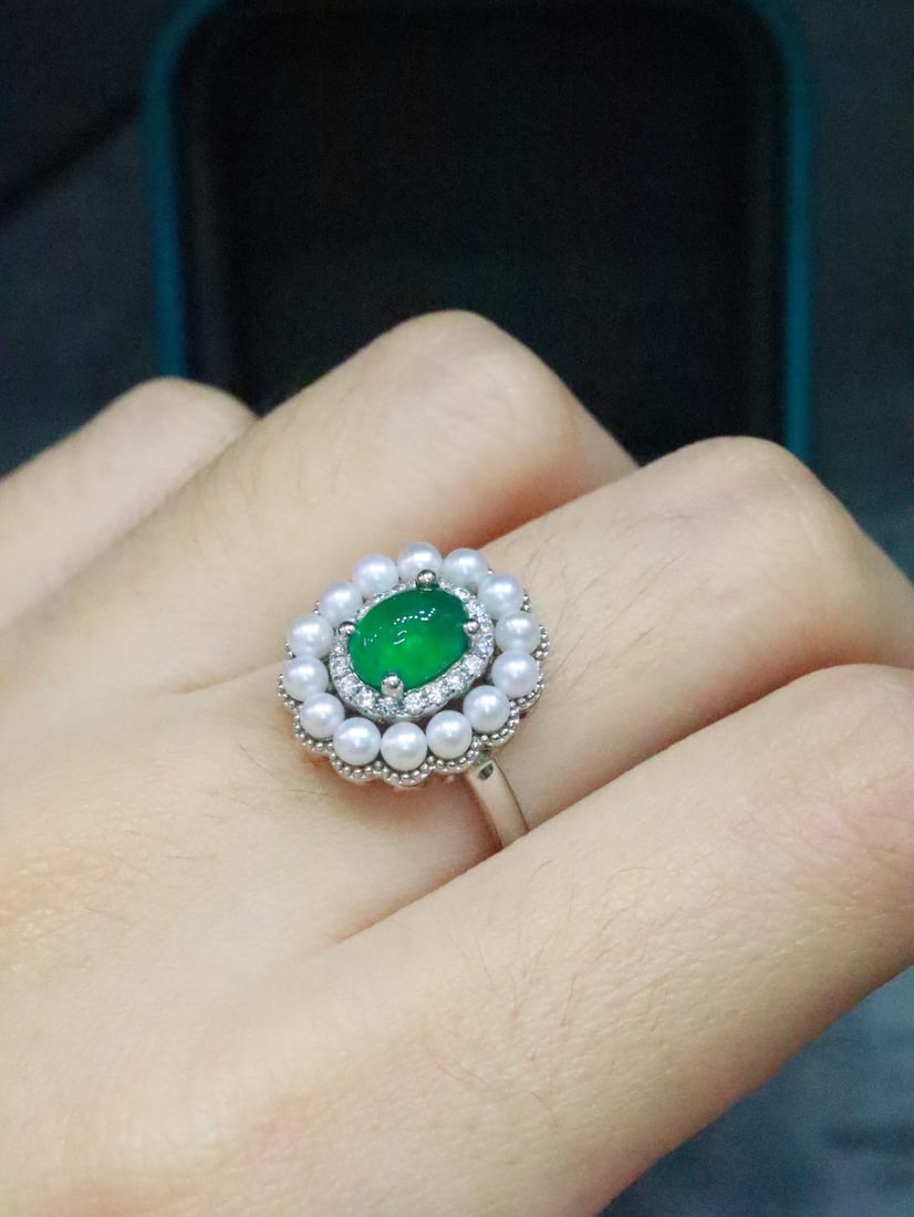 18K Gold Emerald Ring - 6