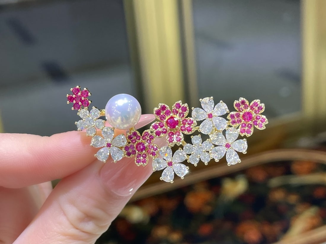 Natural freshwater pearl brooch - 2