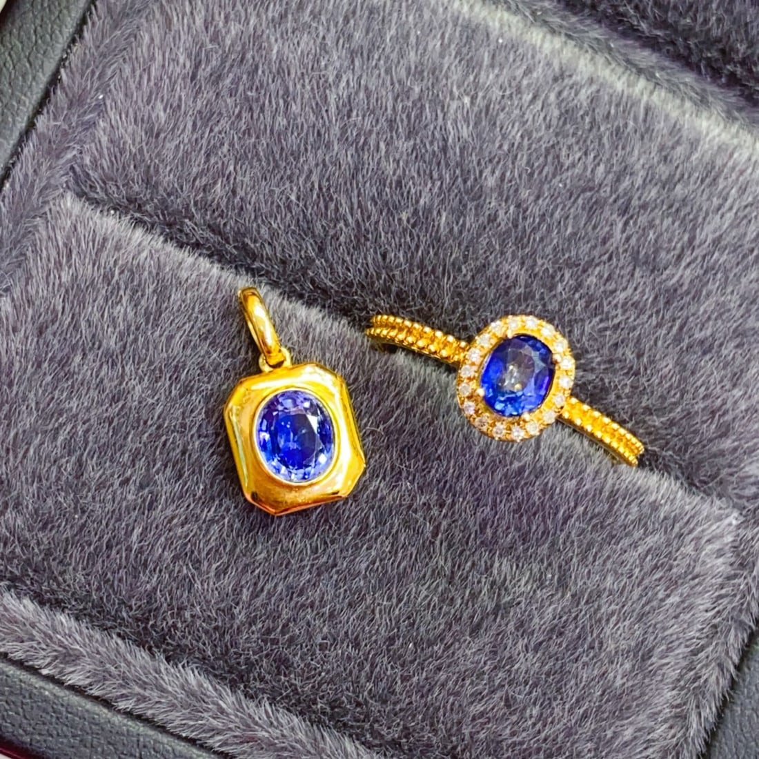 18K Gold Sapphire Set - 4