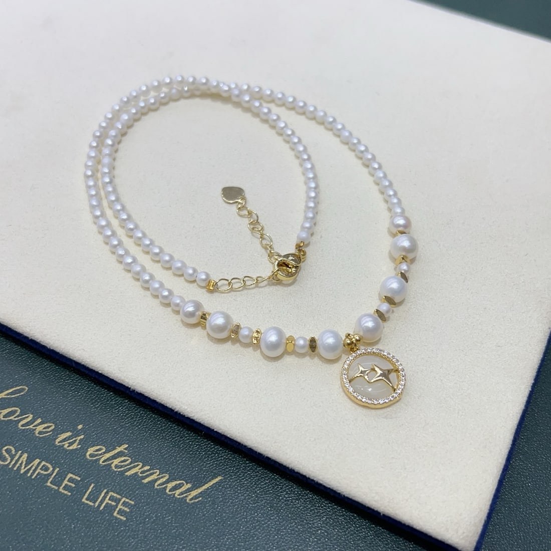 Freshwater pearl necklace - 4