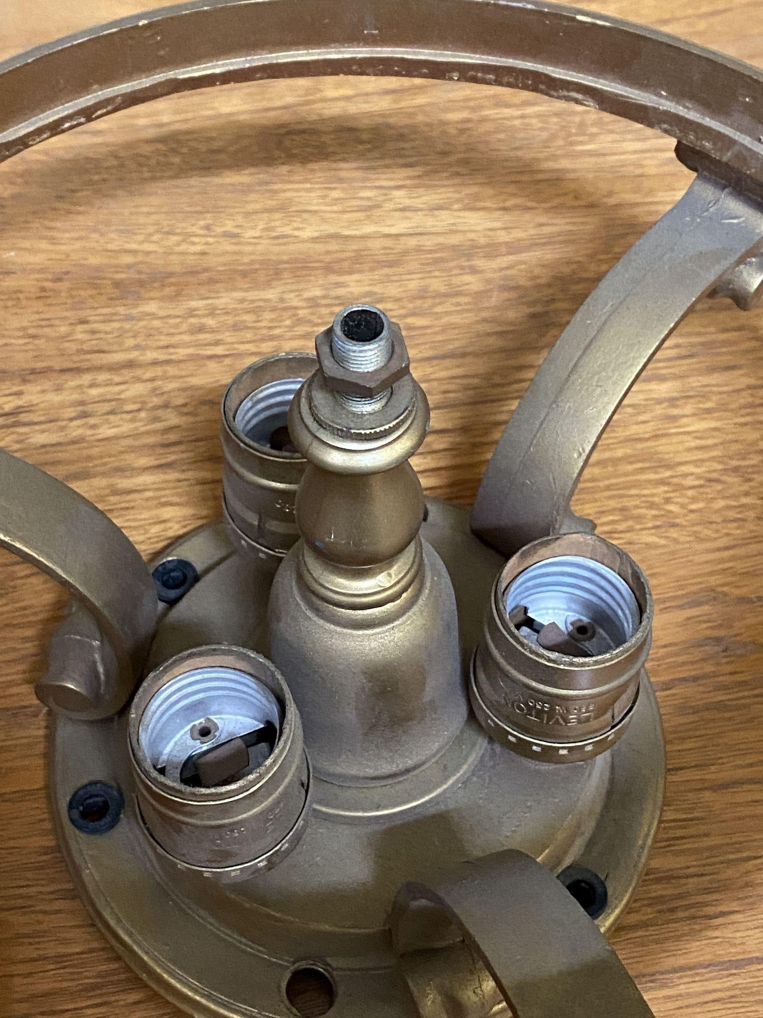 Working Screen Used Ceiling Light Prop From 1997 Titanic - 4