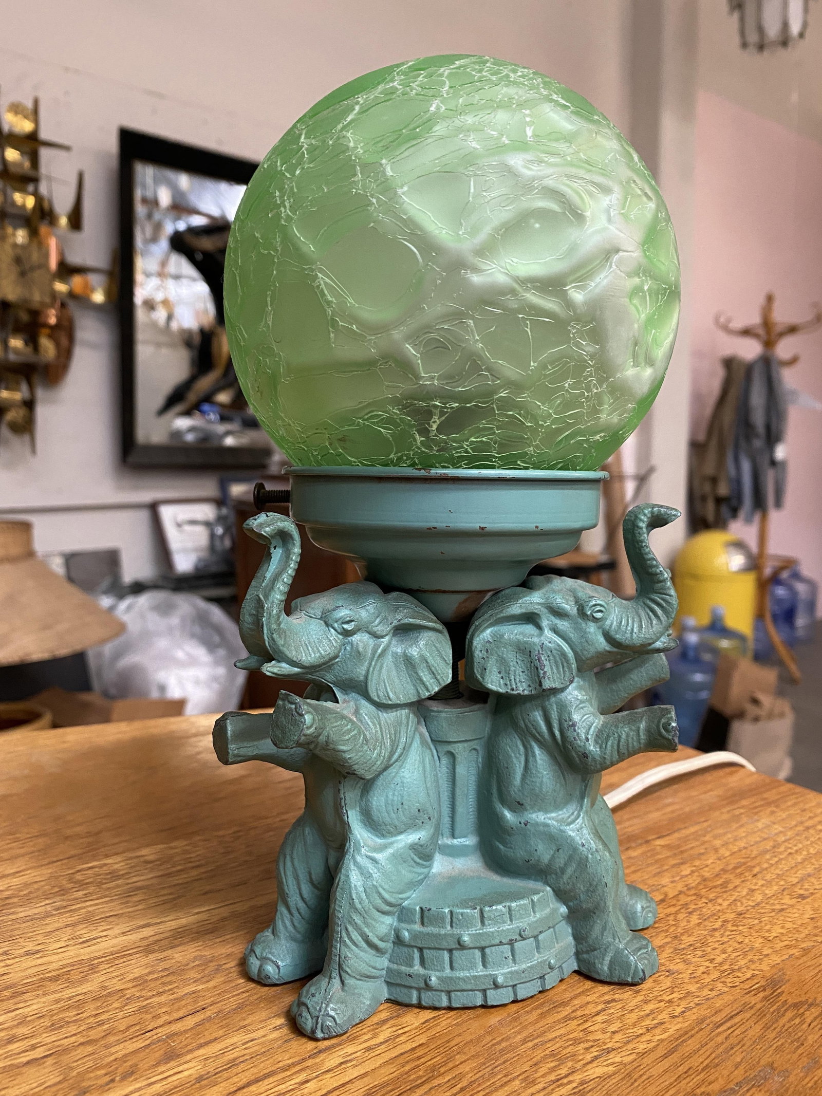 Art Deco Spelter Metal Elephant Lamp with Crackle Shade by A.P.T. NY - 15