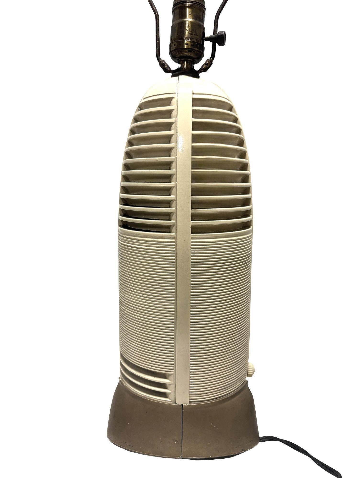 Mitchell "Lumitone" Streamline Art Deco Bakelite AM Radio Table Lamp, 1941 - 8