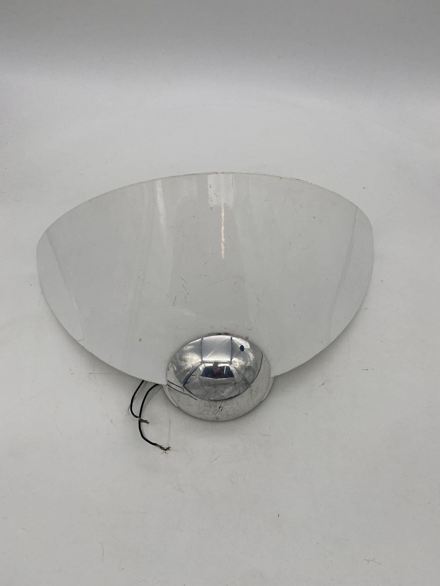 Arteluce "Aura" Memphis Wall Sconce by Perry King & Santiago Miranda - 4