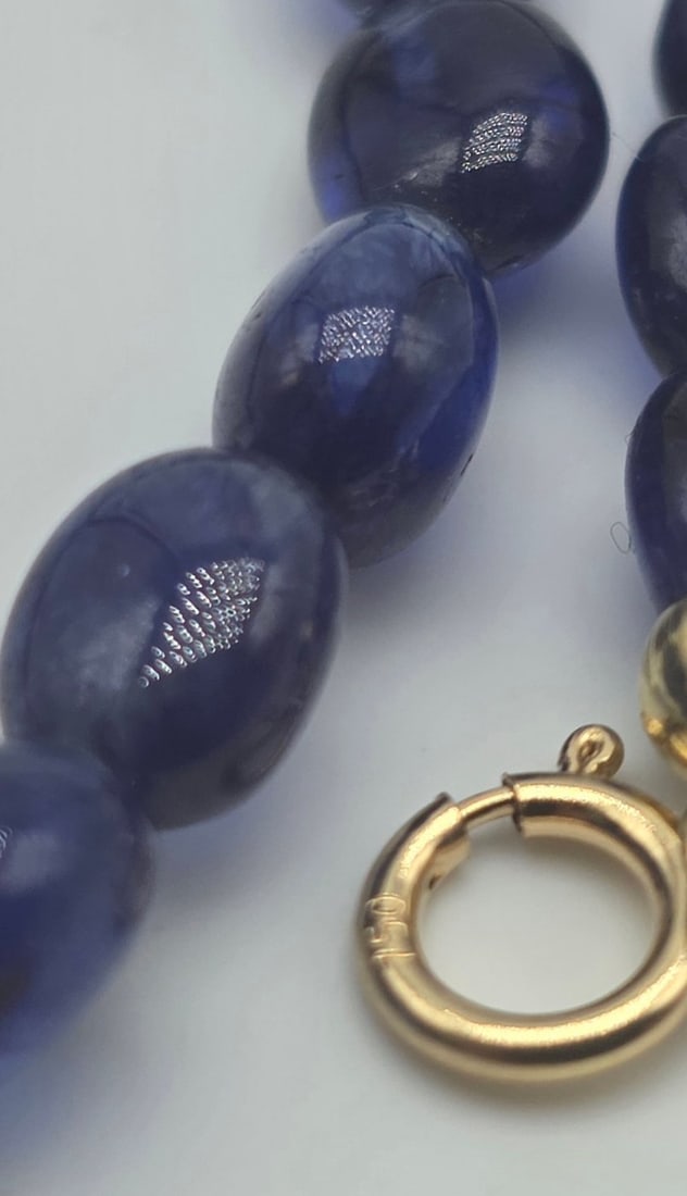 Massive natural sapphire necklace with 18kt (750) yellow gold clasp - 2