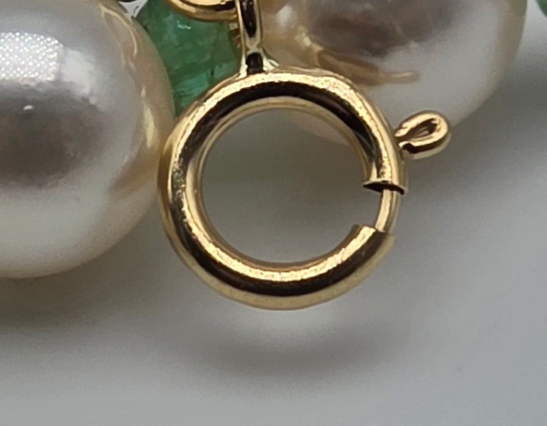 5.5 to 6 mm Akoya pearl necklace with natural emerald spacers, Sciacca coral centerpiece with - 4