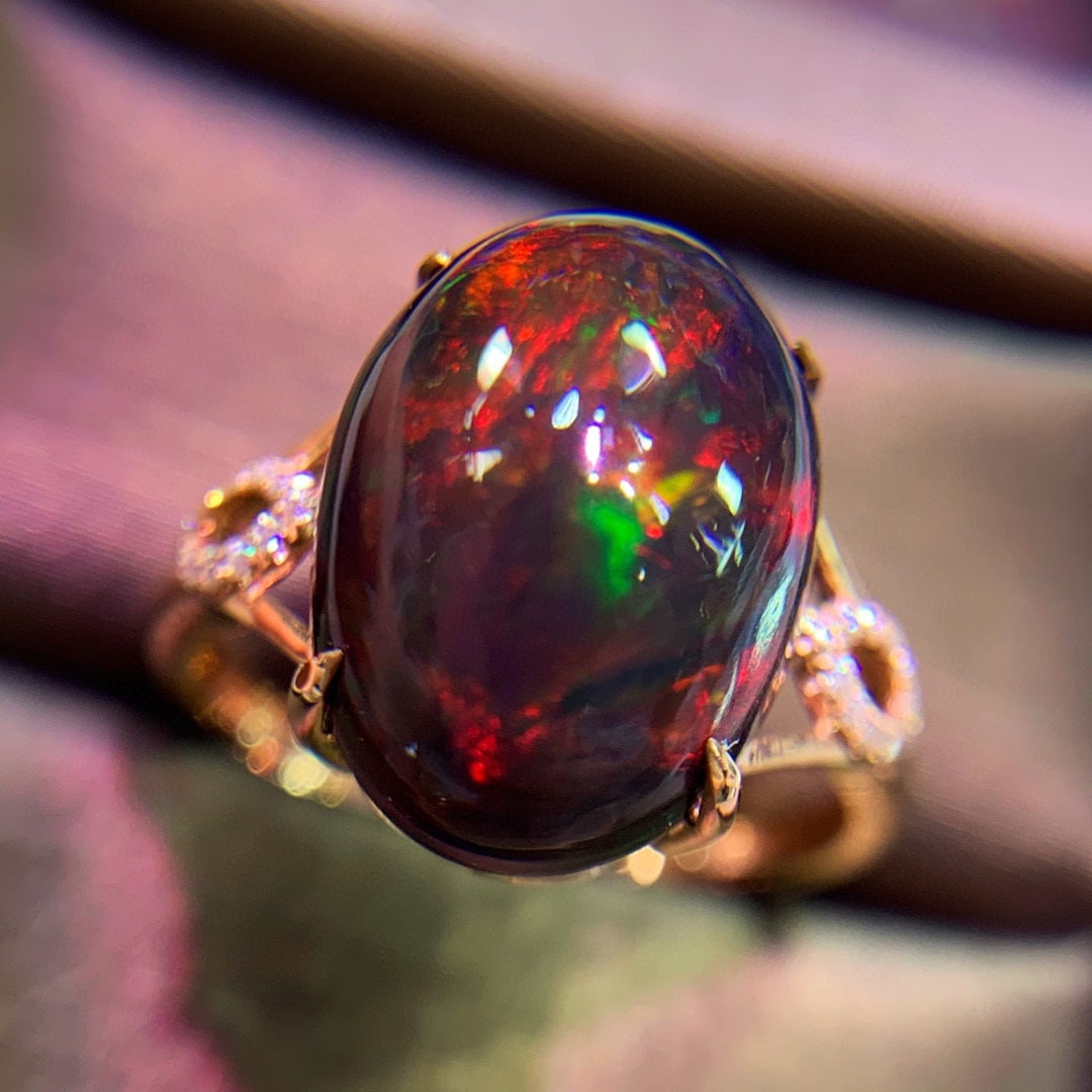 14K GOLD 5.5 CT NATURAL OPAL & DIAMOND RING - 3