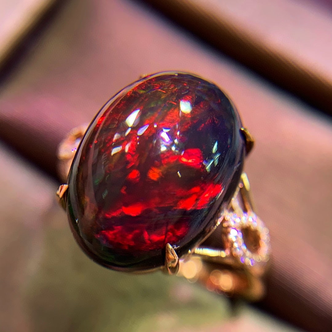 14K GOLD 5.5 CT NATURAL OPAL & DIAMOND RING - 5