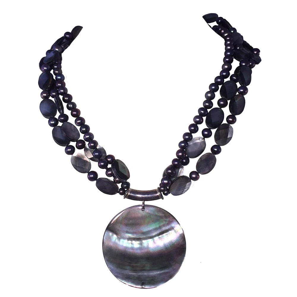 Grey Pearl Triple Strand Sterling Necklace with Abalone Shell Disc Pendant: Title:Grey Pearl Triple Strand Sterling Necklace with Abalone Shell Disc Pendant Description:Gorgeous multi strand grey baroque pearl torsade of 3 strands with a significant abalone shell pendant cent