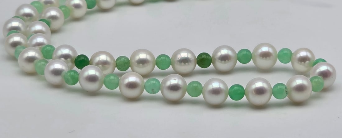 Necklace composed of 7 mm and 7.2 mm Akoya pearls, high-quality chrysoprase spacers (apple-shaped), - 3