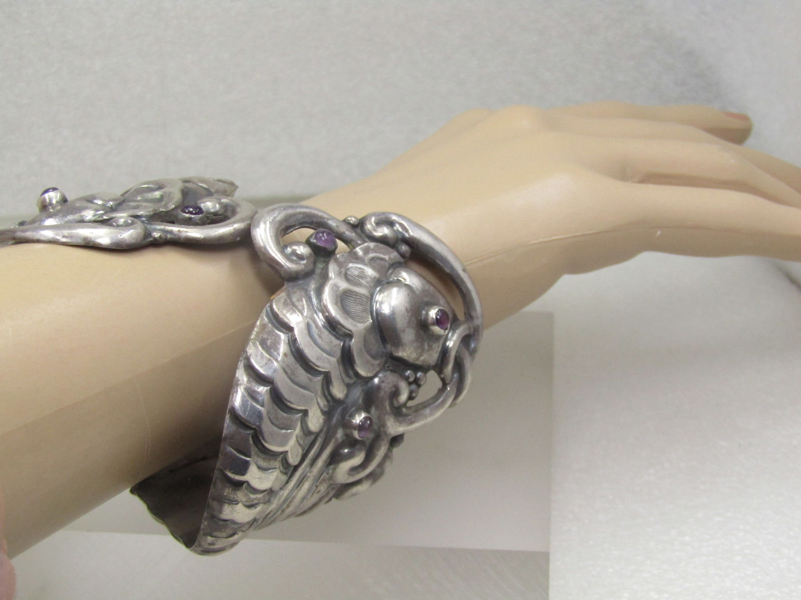Vintage Sterling Double Fish Clamper Bracelet, Amethyst Accents, 7.5", Signed Valladares - 7