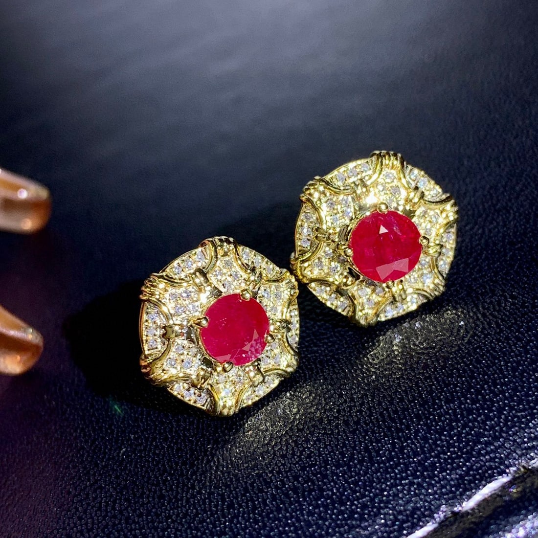 14K GOLD 1.10 CTW NATURAL RUBY & DIAMOND EARRINGS - 3