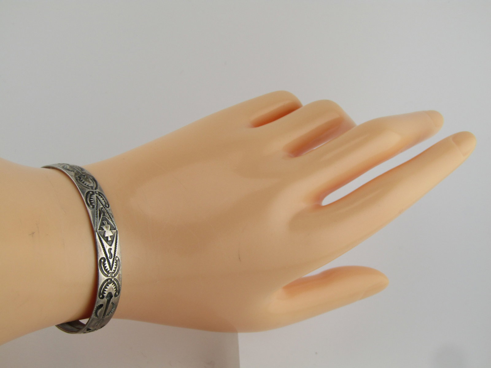 Vintage Sterling Southwestern Cuff Bracelet, Stamped, 5.75", Youth, 1960's-1970's - 6