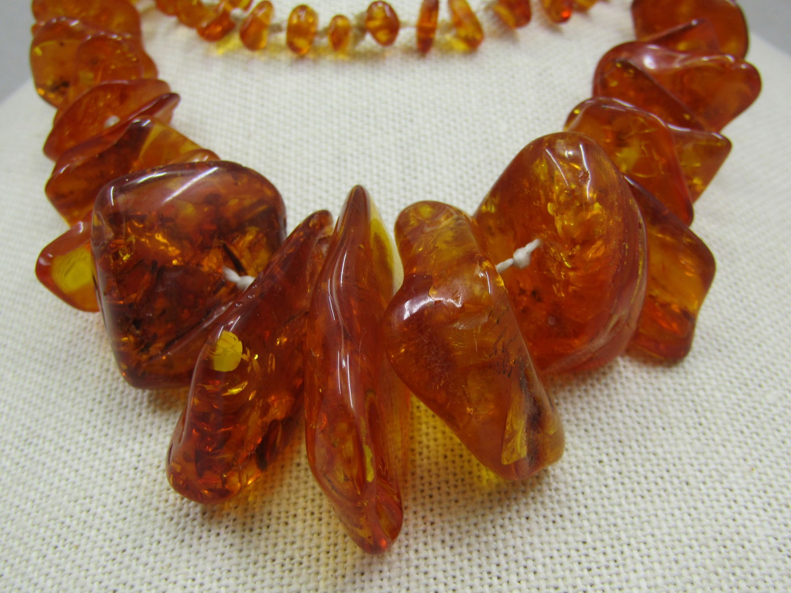 Vintage Graduated Honey Amber Necklace, Knotted, 28", Baltic - 2