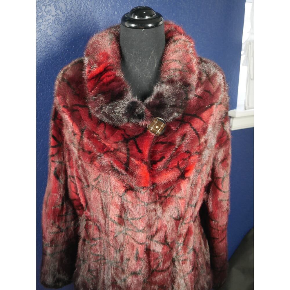 Gorgeous NEW Red Black Ombre & Design Mink Fur Coat Jacket - 2