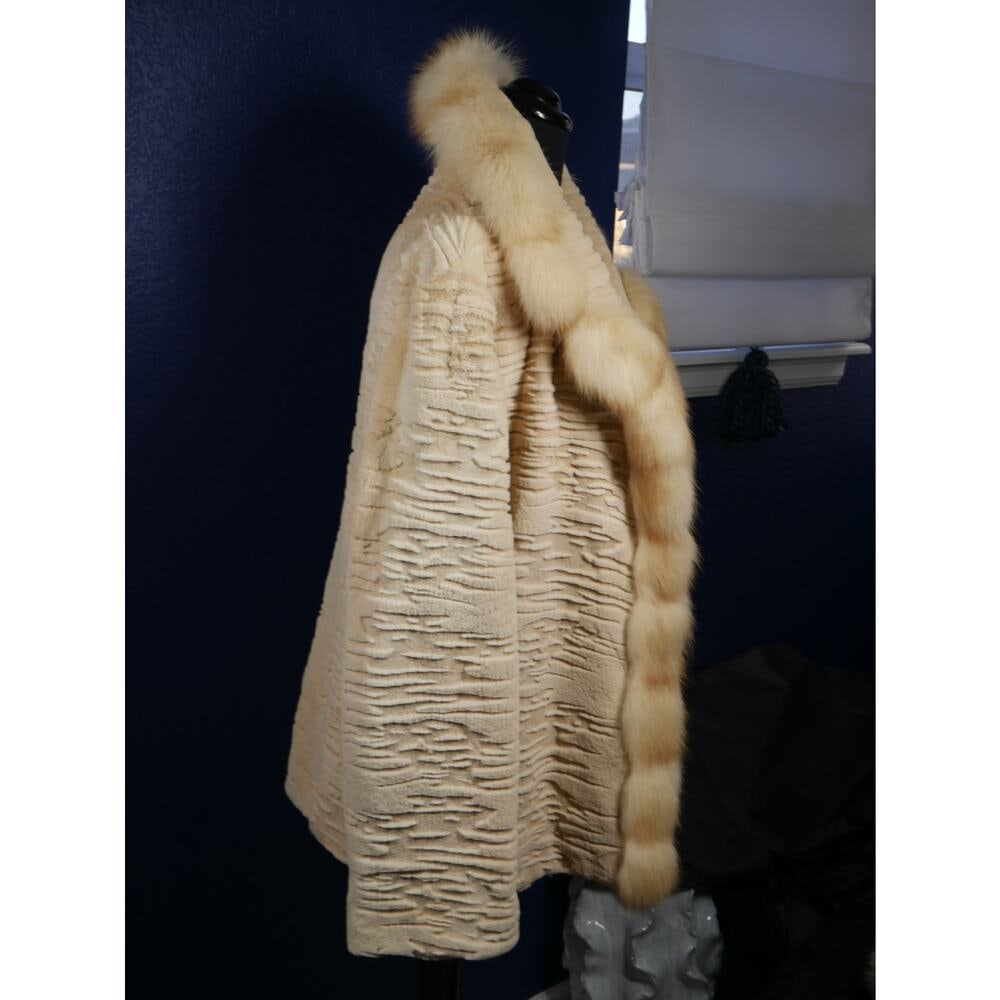 Stunning Buttercream Sheared Mink & Golden Sable Fur Coat Jacket - 6