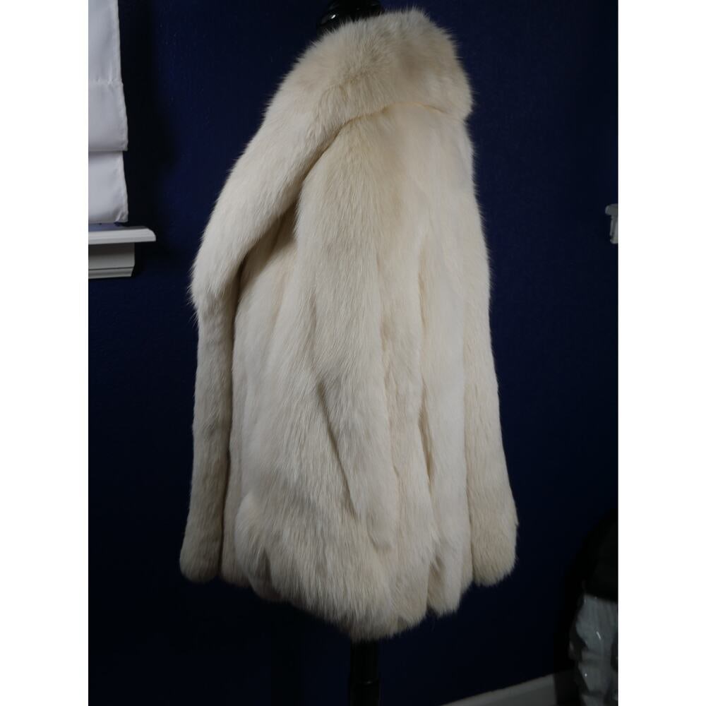 Gorgeous Pearl Fox Fur Coat Jacket Great for Wedding! - 2