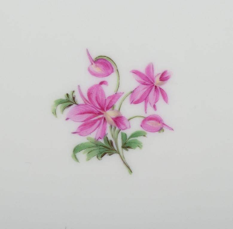 Meissen, Germany, large round serving platter. Approx. 1920s - 3