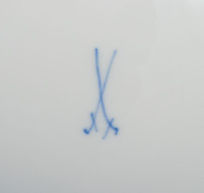 Meissen, Germany, large round serving platter. Approx. 1920s - 7