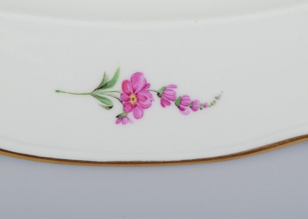 Meissen, Germany, large oval serving platter in porcelain. Approx. 1920s - 5
