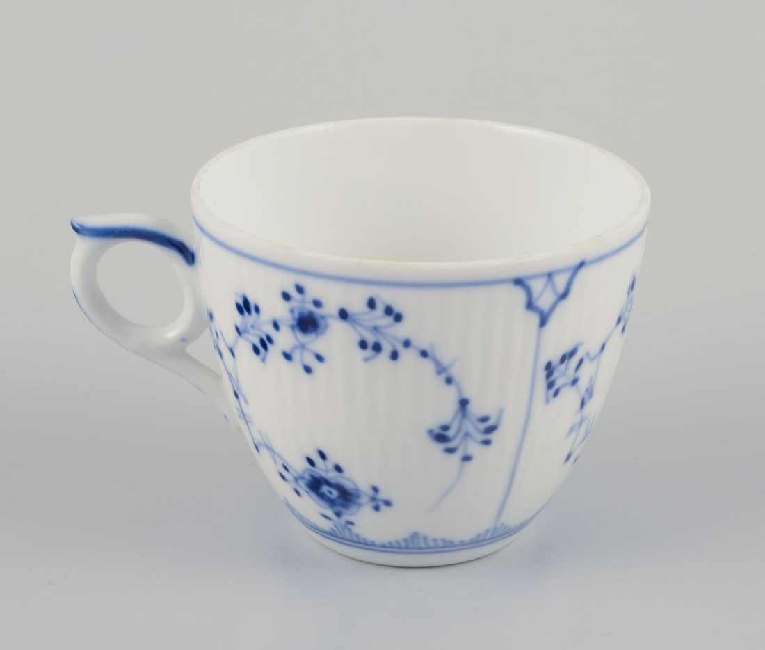 Royal Copenhagen Blue Fluted Plain. A set of six coffee cups with saucers in porcelain. - 4