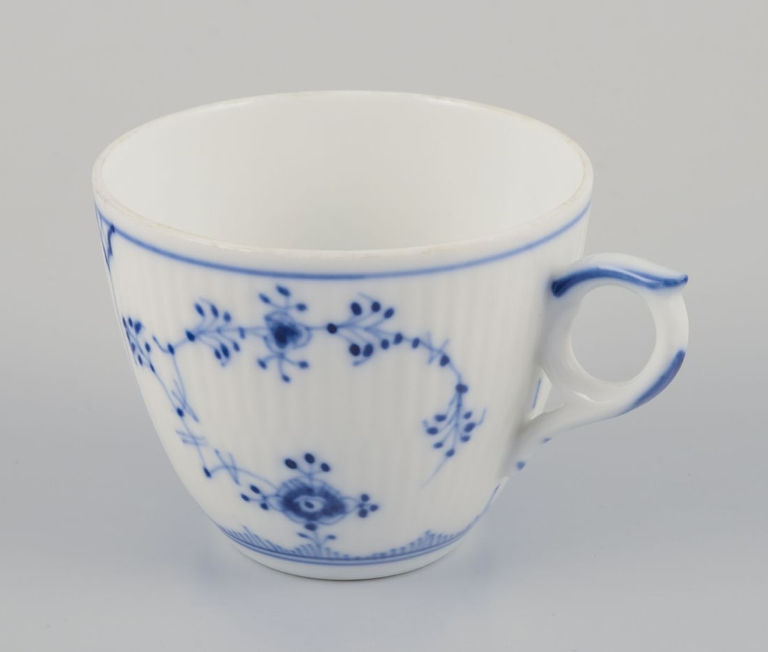 Royal Copenhagen Blue Fluted Plain. A set of six coffee cups with saucers in porcelain. - 5