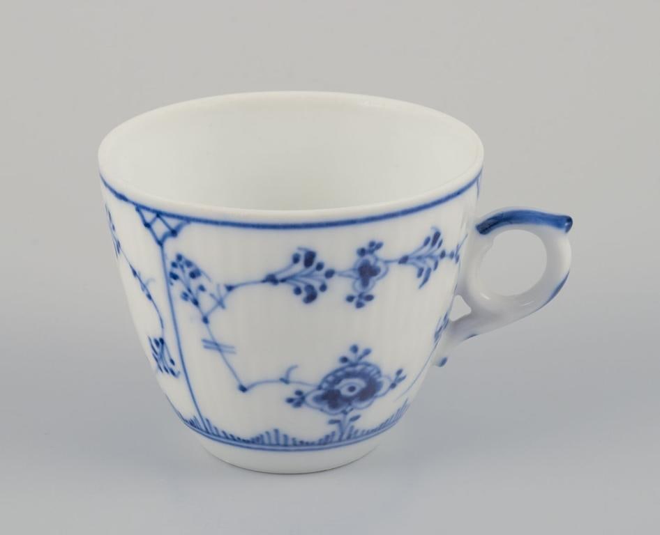 Royal Copenhagen Blue Fluted Plain. A set of four coffee cups with saucers. 1960s/1970s. - 3