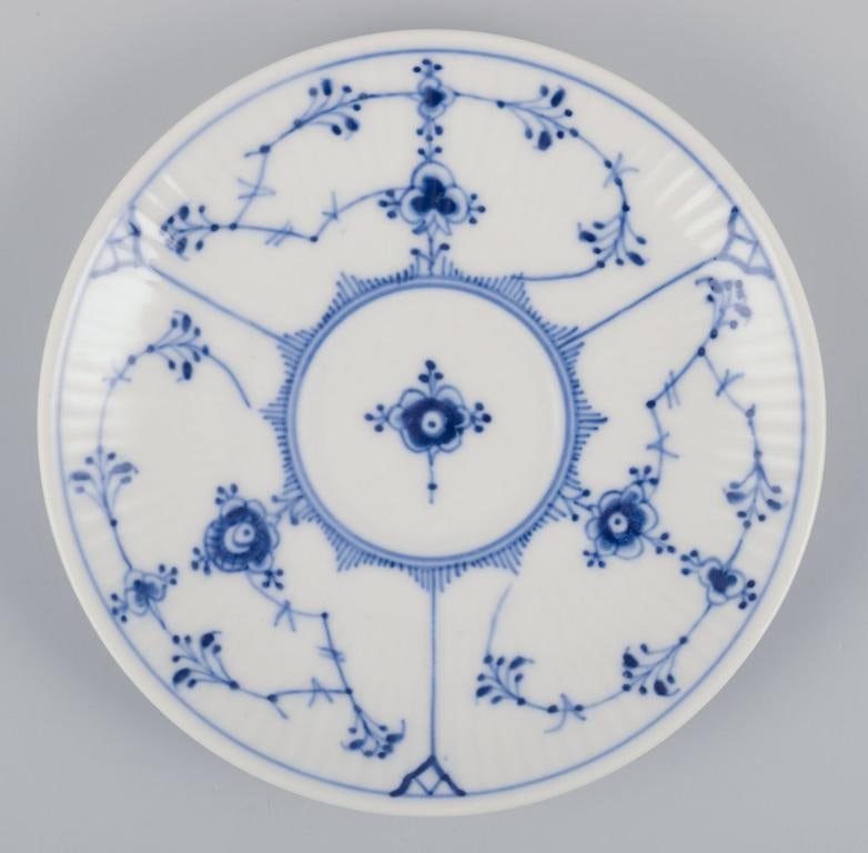 Royal Copenhagen Blue Fluted Plain. A set of four coffee cups with saucers. 1960s/1970s. - 7