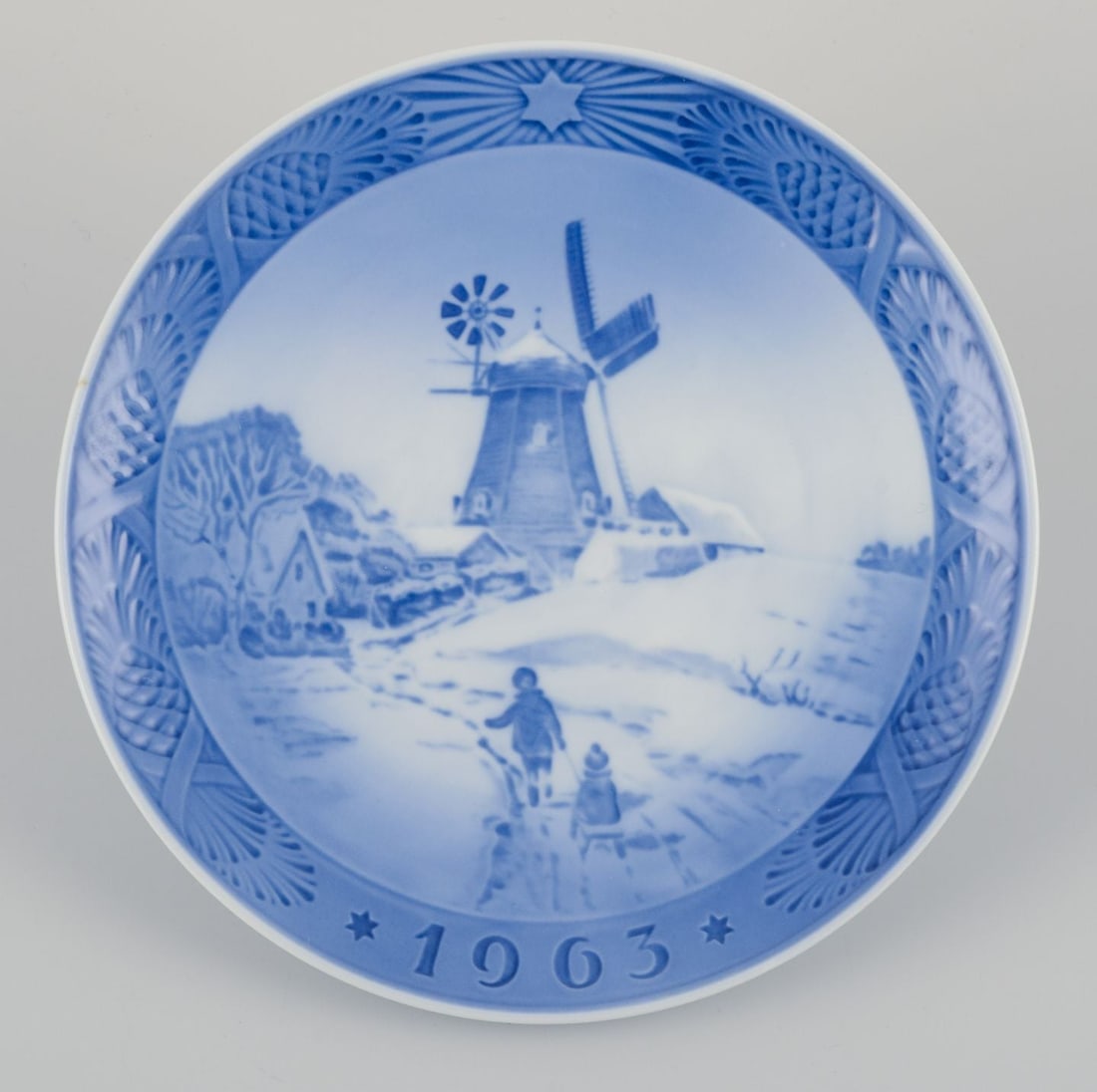 Royal Copenhagen, set of seven Christmas plates in porcelain. Years: 1962-1966, 1968, and 1969 - 3