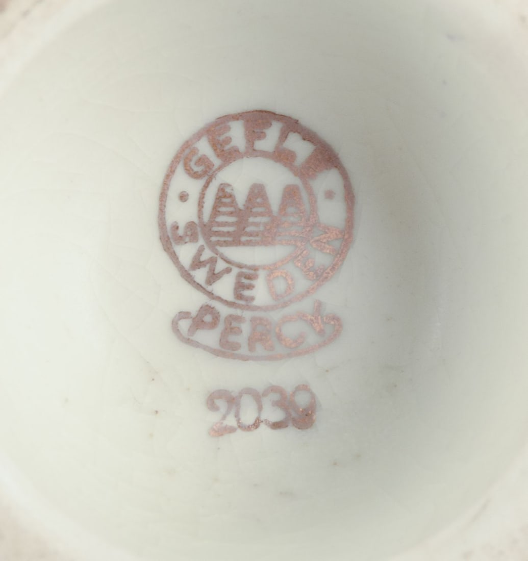 Arthur Percy for Gefle, Sweden. Porcelain bowl on base. Gold decoration with dots. Ca 1940s. - 7