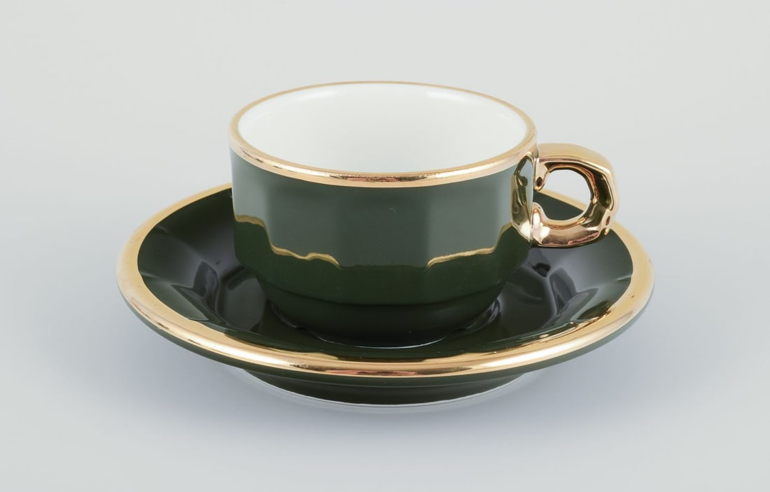 Pillivuyt, France. Four pairs of coffee cups with saucers, creamer and sugar bowl. “Green - 2