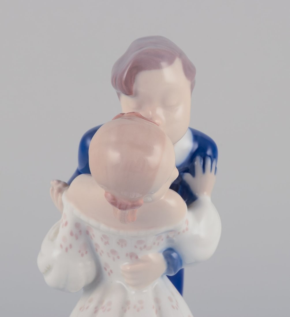 Bing & Grondahl, porcelain figurine of "Youthful daring".Ca. 1930s - 4