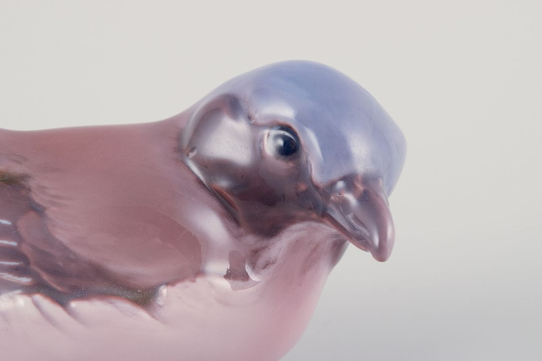 Dahl Jensen, porcelain figurine of a shrike. 1920/30s. - 2